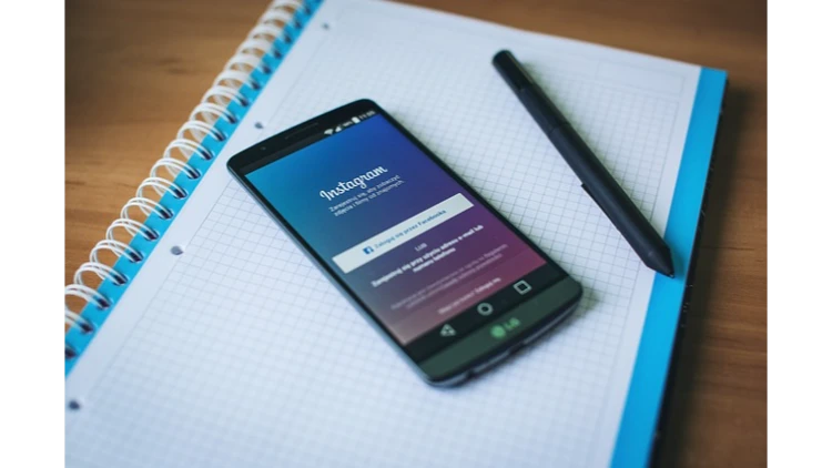 Instagram reels থেকে টাকা আয় ও ফলোয়ার বৃদ্ধি উপায়